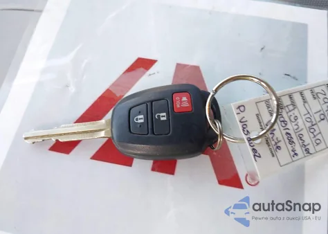 2019 Toyota Highlander Le z USA, uszkodzony, nr VIN 5TDBZRFH5KS718739